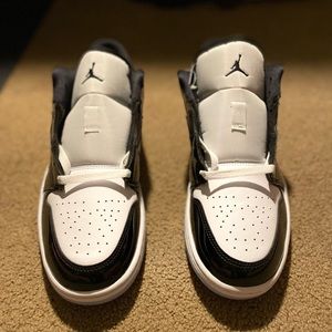 Jordan 1 Low Concord